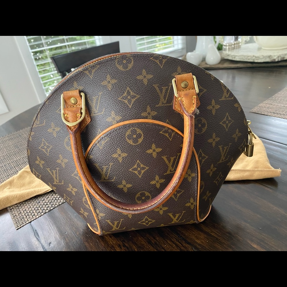 Louis Vuitton Monogram Ellipse PM bowling style bag